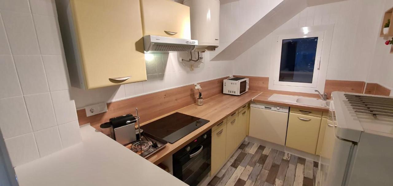 Apt Port Rhodes C, 2 Chbres, 2 Terrasses, Vue Sur Canal Principal De La Marina Et Sur Les Pyrenees Apartment Empuriabrava Exterior photo